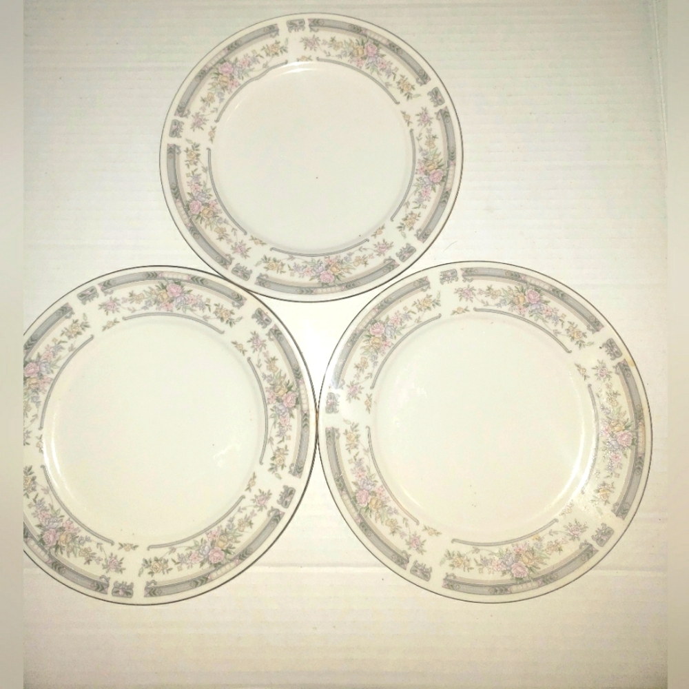 Manchester Porcelain China Salad Plate 22K Band 4145 Lot 3 delicate floral 7.5"